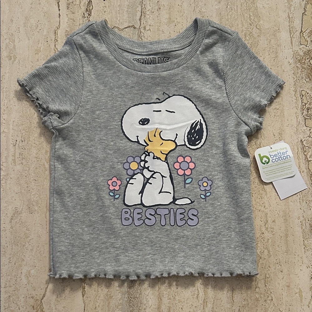 NEW 🆕 Peanuts Gray Snoopy Kids T-Shirt size 4/5 years